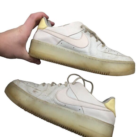 RARE 2018 Nike Air Force 1 Sage Beige Orange Size 9.5 - Picture 16 of 16